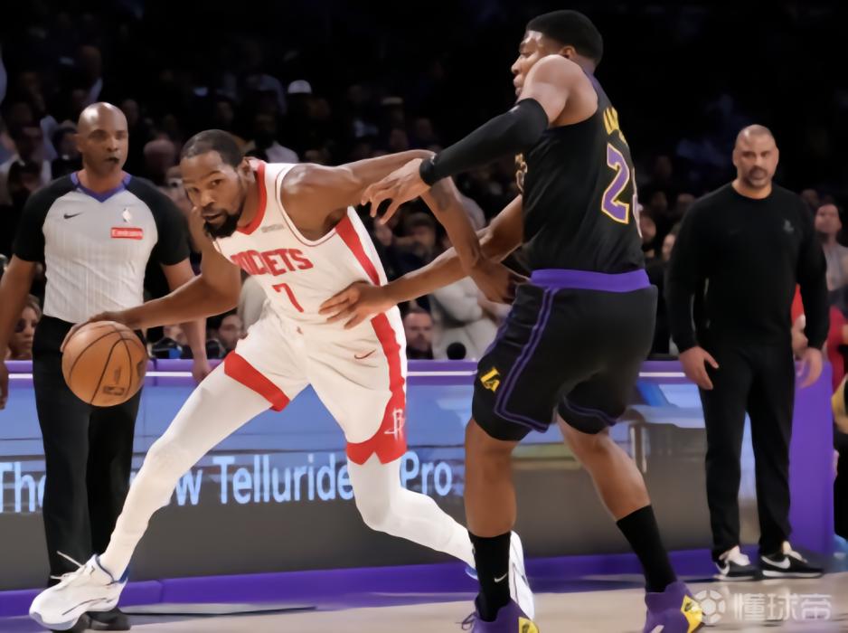 安东尼：湖人的防守很聪明，宁可让其他人击败也不让杜兰特打